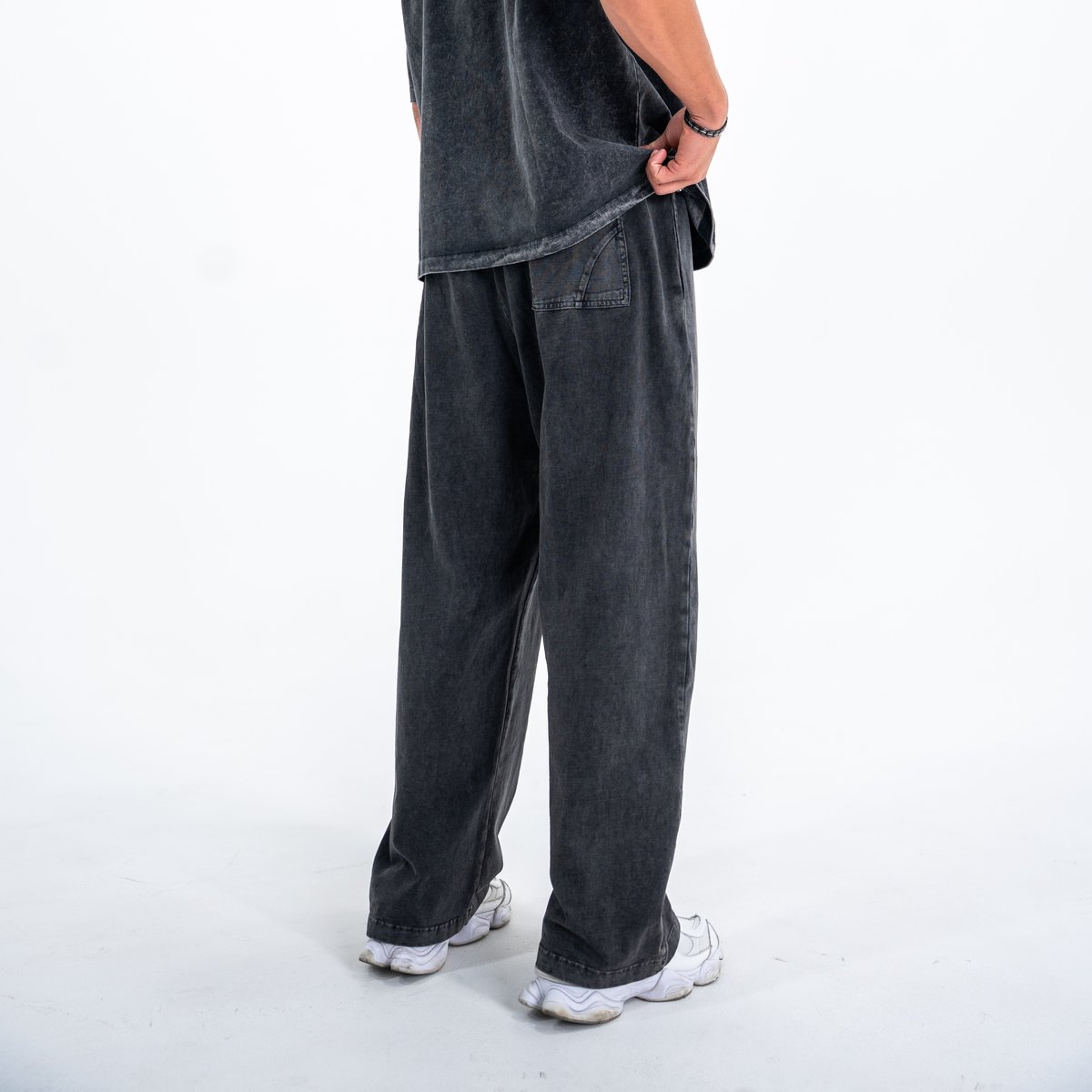 Image of Vintage Street Sweatpants - Color - Gray - Gray Logo - 3 / 4
