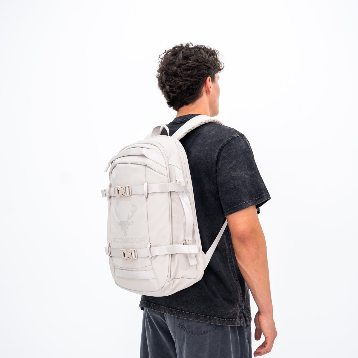 Bucked Up Backpack - 25L - Color - Platinum / Gray
