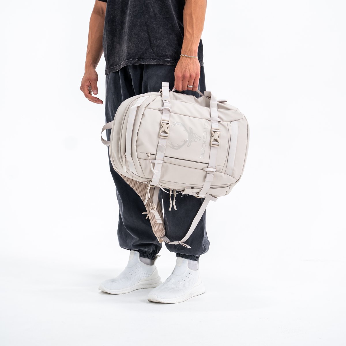 Image of Bucked Up Backpack - 25L - Color - Platinum / Gray - 2 / 6