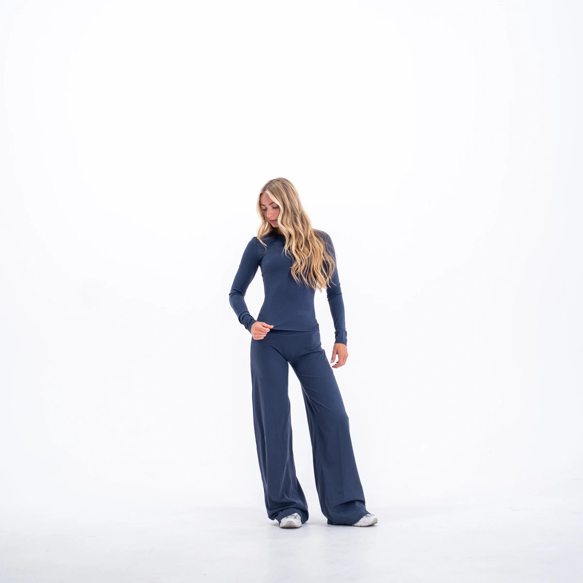 Image of Base Straight Leg Leggings - Color - Space - Silver Logo - 6 / 6
