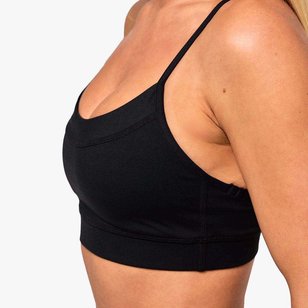 Image of Y-Strap Sports Bra - Color - Black